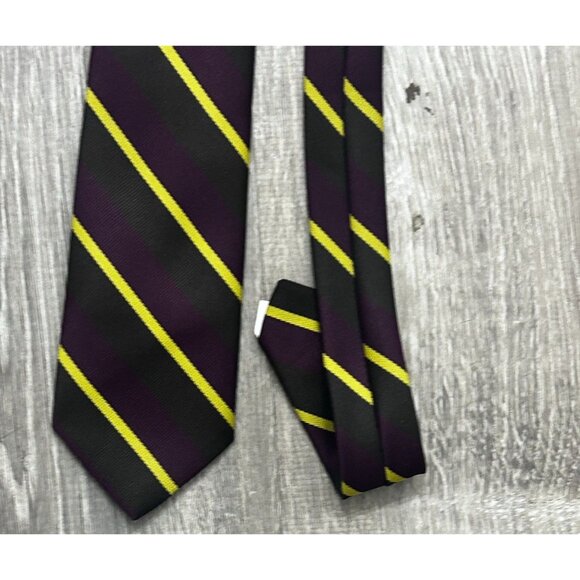 Giuseppe Neck Tie For Men's One Size Yellow Diagonal Stripes on Black - Picture 3 of 8